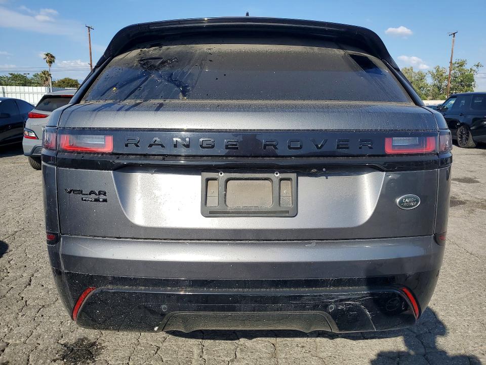 2018 Land rover RANGE ROVER VIN SALYB2RX3JA775972 COPART salvage auction — NORMAL WEAR, CA - DIS/DLR/EXP ONLY CLEAN TITLE, sold $8,200 on 2026-07-30 (photo 6)