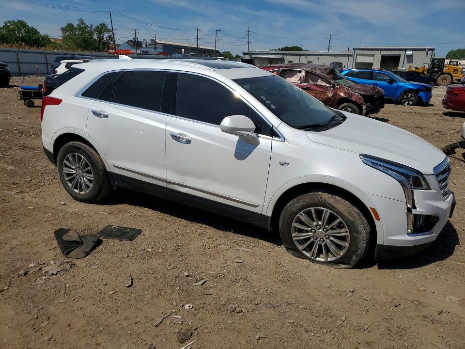 2017 Cadillac Xt5 VIN 1GYKNBRS5HZ235215 COPART salvage auction — NORMAL WEAR, Il - Certificate Of Title, sold $4,200 on 2026-07-22 (photo 4)