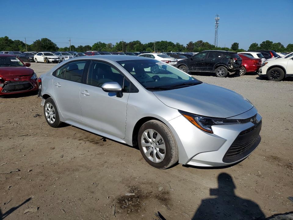 2026 Toyota Corolla VIN 5YFB4MDE0TP382843 COPART salvage auction — REAR END, Va - Cert Of Title - Salvage, sold $9,000 on 2026-07-22 (photo 4)