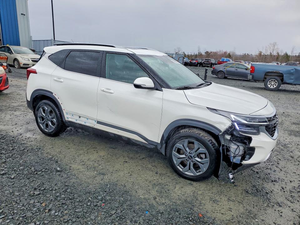 2026 Kia VIN KNDEUCAA3T7839252 COPART salvage auction — SIDE, Ns - Cert Of Registration, sold $15 on 2026-07-30 (photo 4)