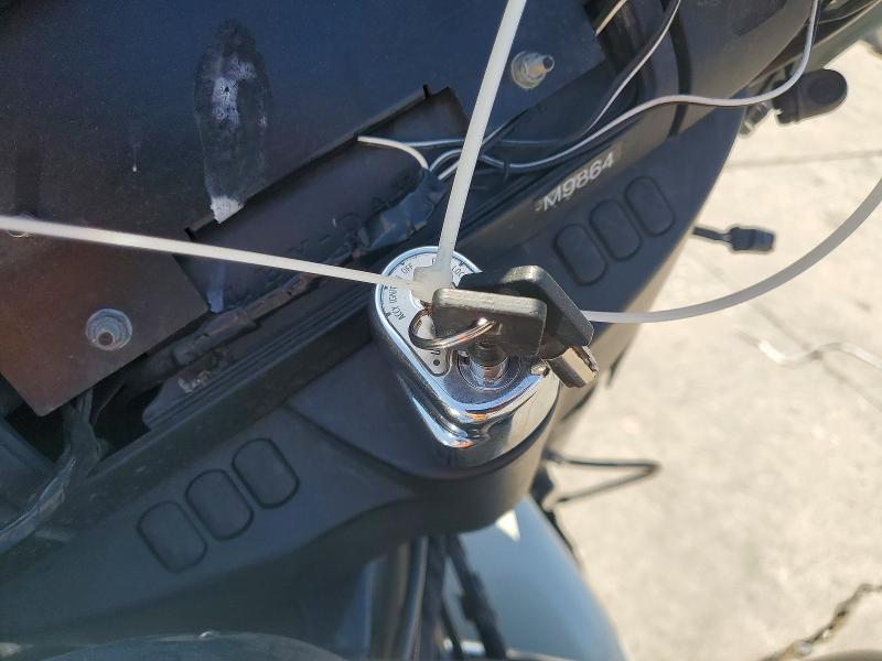 2014 Harley-davidson Fl VIN 1HD1FMM35EB667400 COPART salvage auction — MINOR DENT/SCRATCHES, CA - SALVAGE CERTIFICATE, sold $2,700 on 2026-07-09 (photo 8)
