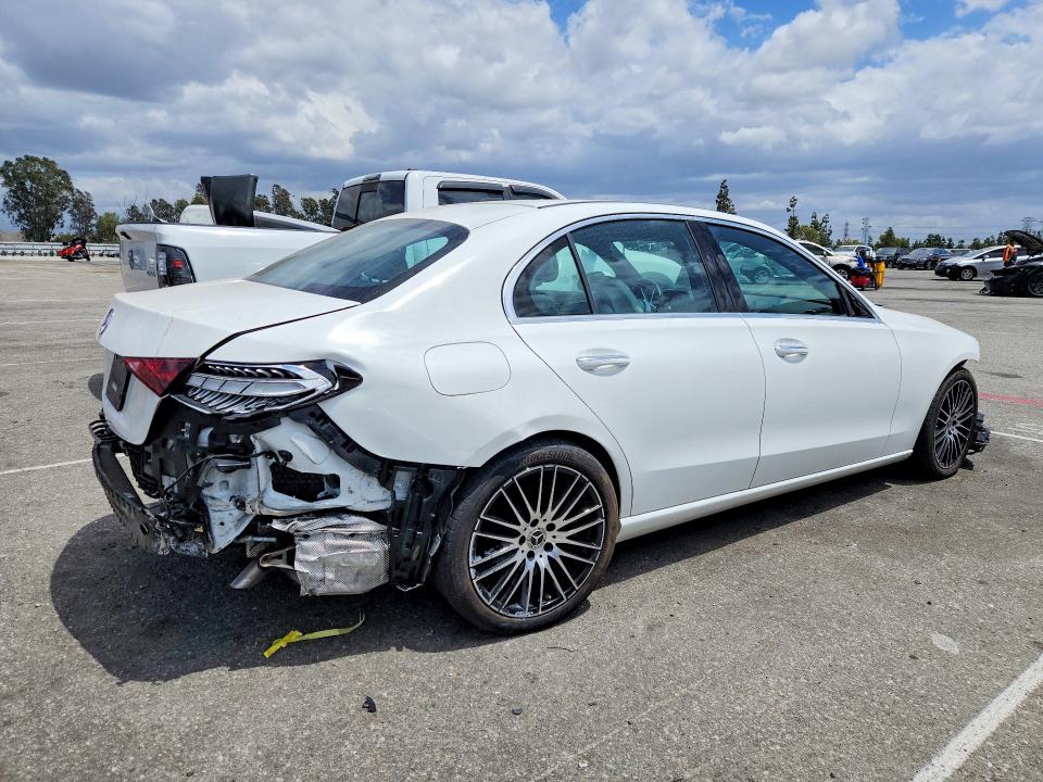 2024 Mercedes-benz C-klasse VIN W1KAF4GB3RR236545 COPART salvage auction — FRONT END, Ca - Salvage Certificate, sold $10,500 on 2026-07-30 (photo 3)