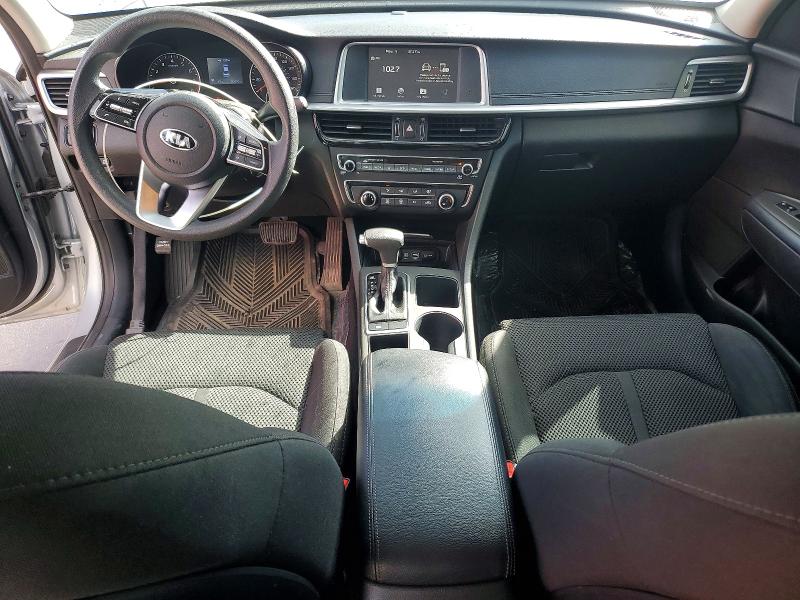 2020 Kia Optima VIN 5XXGT4L30LG381709 COPART salvage auction — MINOR DENT/SCRATCHES, Wy - Certificate Of Title, sold $4,100 on 2026-07-09 (photo 8)