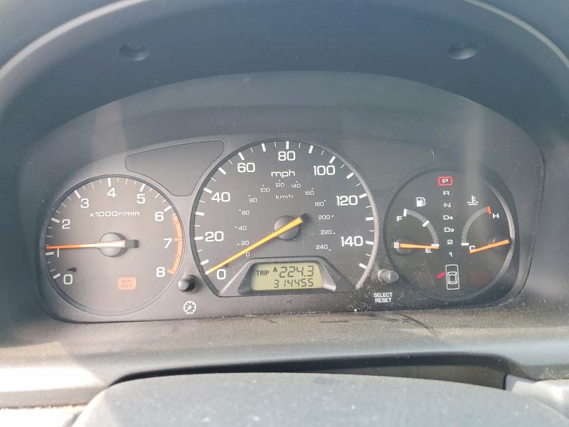 1998 Honda Accord VIN 1HGCG5648WA077204 COPART salvage auction — NORMAL WEAR, Ca - Dis/Dlr/Exp Only Clean Title, sold $125 on 2026-07-02 (photo 9)