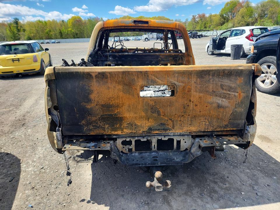 2021 Toyota Tacoma VIN 5TFCZ5AN1MX282625 COPART salvage auction — BURN, Ma - Cert Of Title-Salvage, sold $125 on 2026-07-08 (photo 6)