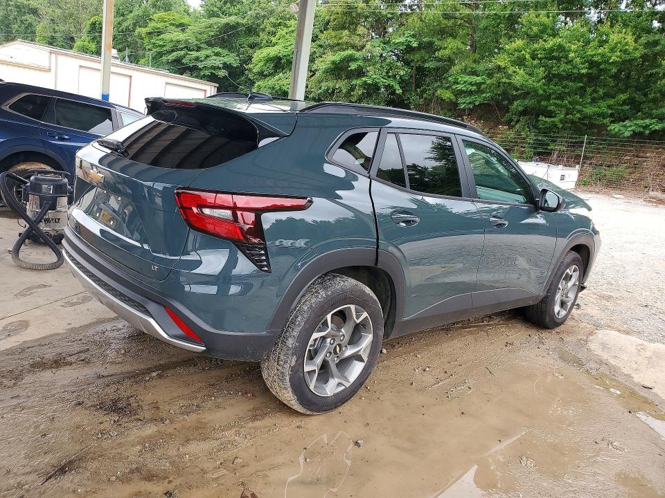 2025 Chevrolet Trax VIN KL77LHEP9SC333290 COPART salvage auction — FRONT END, AL - CERT OF TITLE-SALVAGE TITLE (P), sold $1,150 on 2026-07-28 (photo 3)