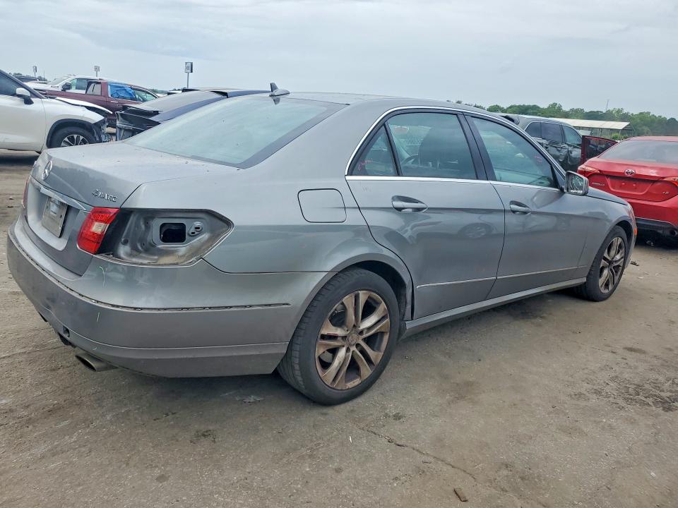 2011 Mercedes-benz E-class VIN WDDHF8HB8BA493323 COPART salvage auction — REAR END, ID - SALVAGE CERTIFICATE OF TITLE, sold $650 on 2026-07-06 (photo 3)