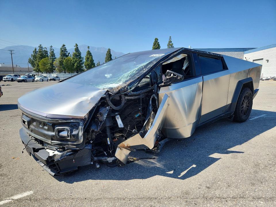 2025 Tesla Cybertruck VIN 7G2CEHED9SA067915 COPART salvage auction — ALL OVER, Ca - Salvage Certificate, sold $14,500 on 2026-07-28 (photo 1)