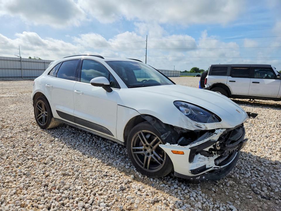 2021 Porsche Macan VIN WP1AA2A53MLB15105 COPART salvage auction — FRONT END, Tx - Salvage Vehicle Title, sold $825 on 2026-07-09 (photo 4)