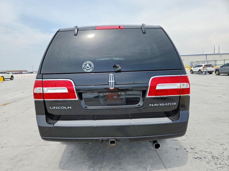 2010 Lincoln Navigator VIN 5LMJJ3H50AEJ02043 COPART salvage auction — REAR END, Tx - Salvage Vehicle Title, sold $575 on 2026-07-17 (photo 6)