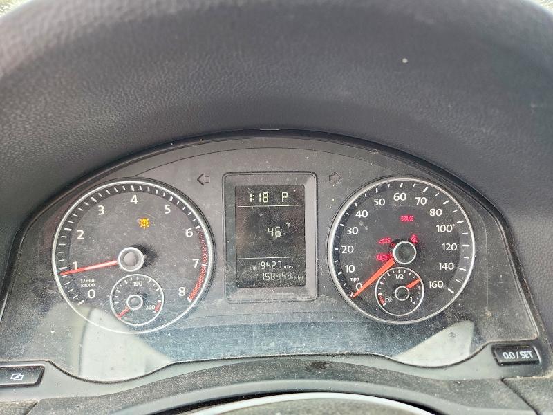 2010 Volkswagen Jetta VIN 3VWRZ7AJ5AM049607 COPART salvage auction — FRONT END, Nv - Salvage Title, sold $300 on 2026-07-02 (photo 9)