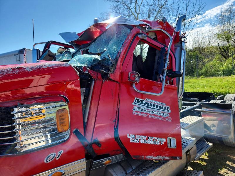 2020 Freightliner Coronado VIN 3ALXFB008LDME8748 COPART salvage auction — ROOF, PA - CERTIFICATE OF SALVAGE, sold $17,700 on 2026-08-27 (photo 9)