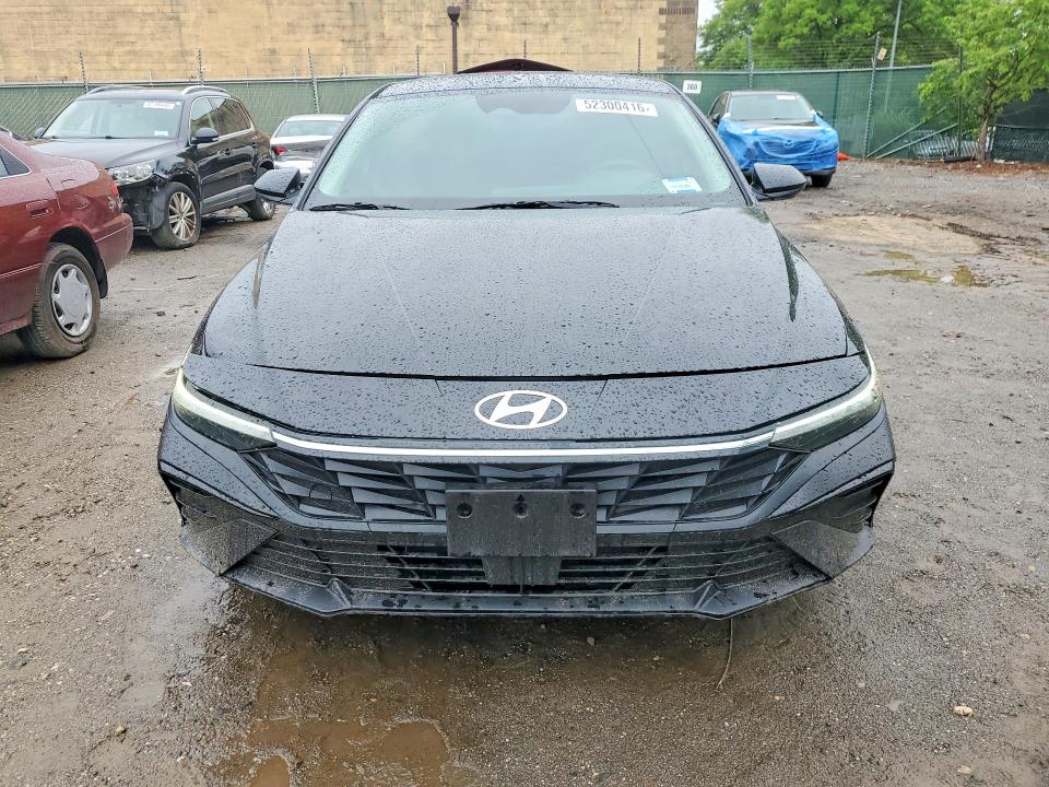 2025 Hyundai Elantra VIN KMHLL4DG0SU863696 COPART salvage auction — REAR END, Salvage Title, sold $4,900 on 2026-07-15 (photo 5)