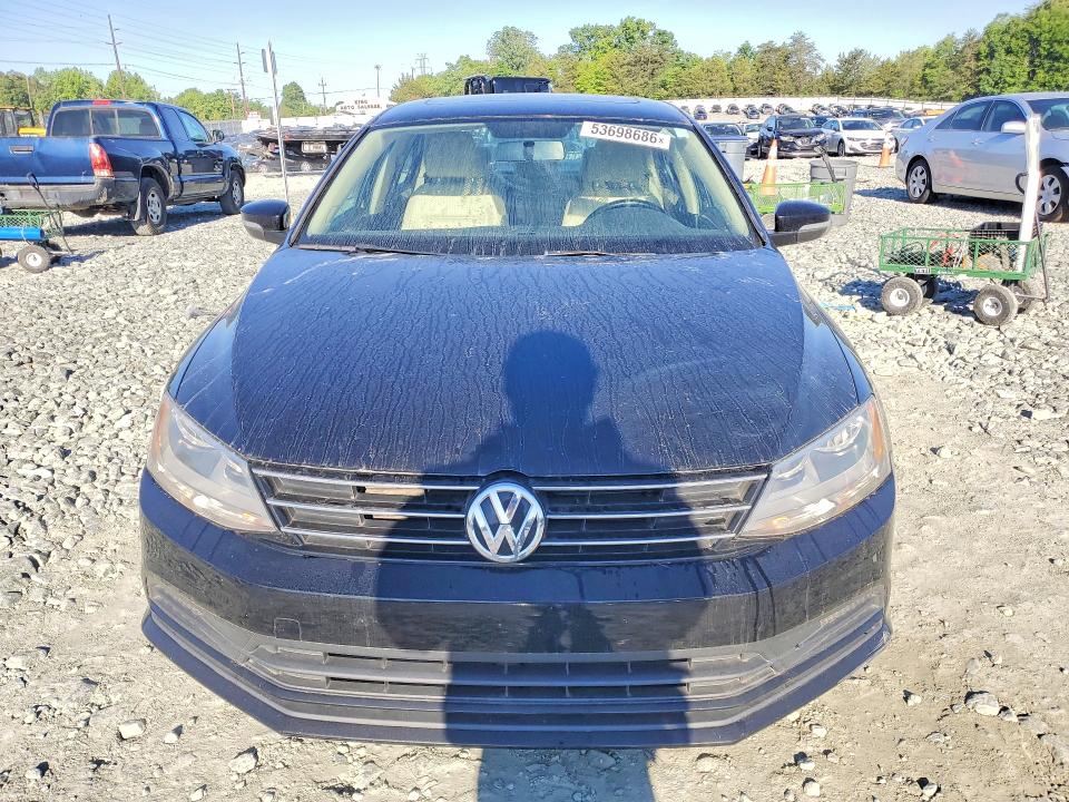 2015 Volkswagen Jetta VIN 3VWLA7AJ8FM340915 COPART salvage auction — REAR END, Nc - Salvage Certificate Of Title, sold $875 on 2026-07-04 (photo 5)