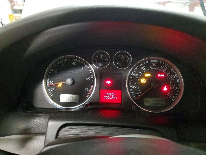 2004 Volkswagen Passat VIN WVWVD63B44E296238 COPART salvage auction — FRONT END, Mi - Certificate Of Title, sold $425 on 2026-07-10 (photo 9)