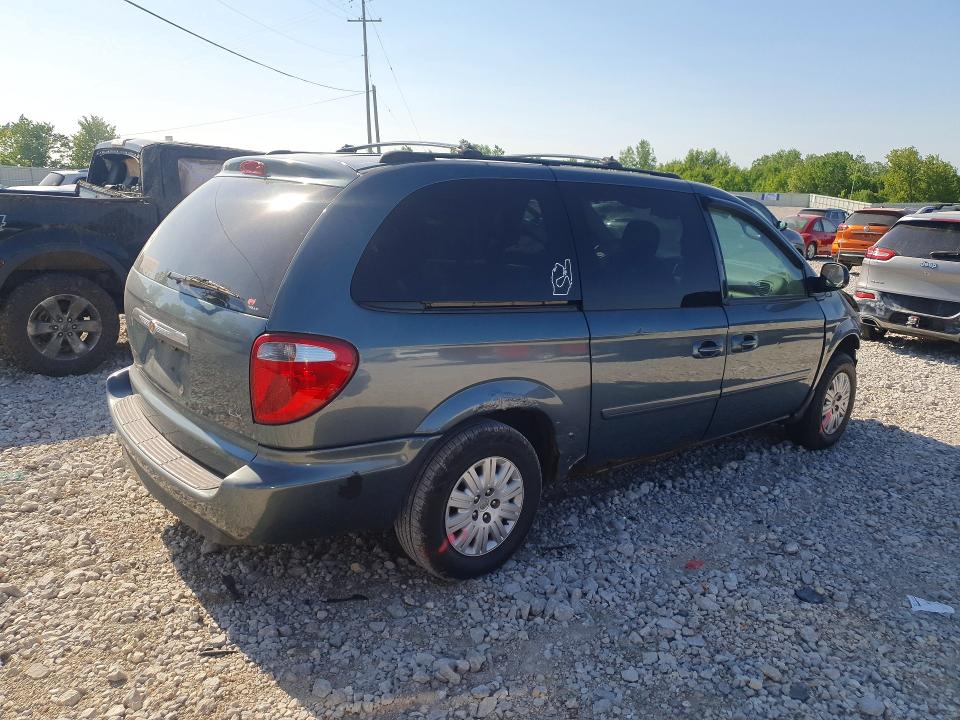 2006 Chrysler Voyager VIN 2A4GP44R66R601318 COPART salvage auction — FRONT END, MI - CERTIFICATE OF TITLE, sold $200 on 2026-07-09 (photo 3)