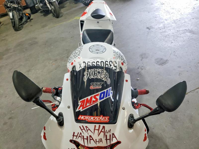 2024 Honda Cbr VIN JH2PC40J9RK100631 COPART salvage auction — SIDE, Or - Salvage Title Certificate, sold $3,400 on 2026-07-09 (photo 5)