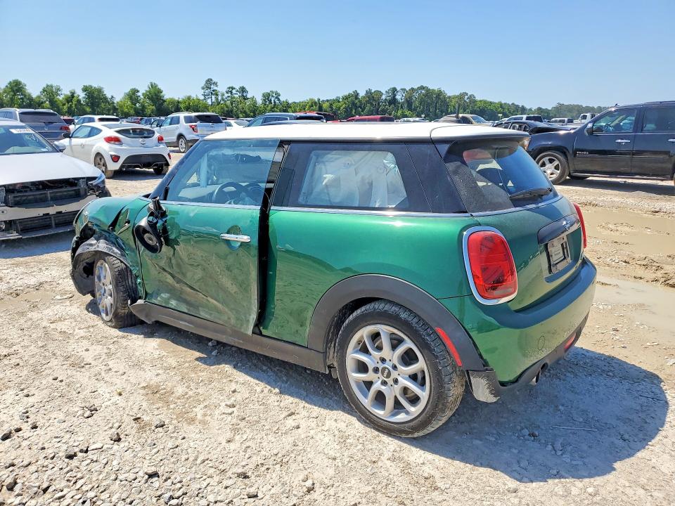 2020 Mini VIN WMWXR3C06L2L93140 COPART salvage auction — SIDE, Id - Salvage Certificate Of Title, sold $2,650 on 2026-08-07 (photo 2)