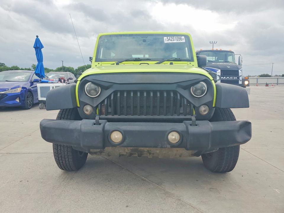 2016 Jeep Wrangler unlimited VIN 1C4BJWKG5GL321463 COPART salvage auction — SIDE, Tx - Dealer Only Clean Title (P), sold $7,400 on 2026-07-21 (photo 5)
