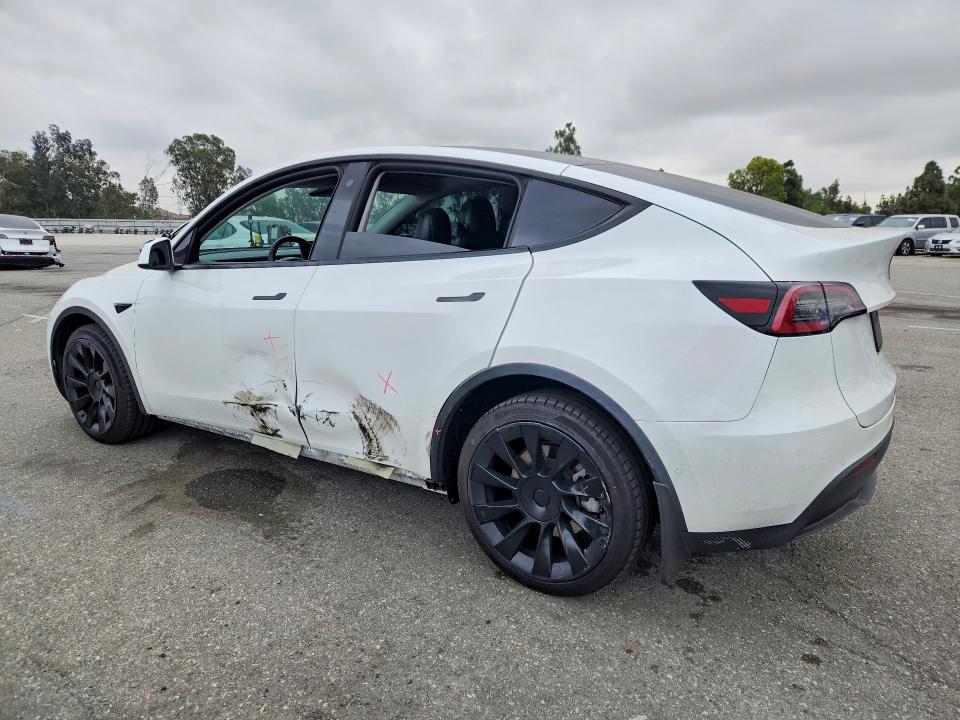 2021 Tesla Model y VIN 5YJYGDEE7MF299987 COPART salvage auction — SIDE, CA - SALVAGE CERTIFICATE, sold $150 on 2026-07-21 (photo 2)