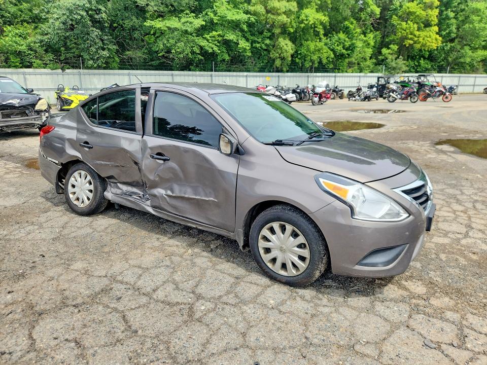 2017 Nissan Versa VIN 3N1CN7AP4HL904115 COPART salvage auction — SIDE, Tx - Salvage Vehicle Title, sold $1,050 on 2026-07-02 (photo 4)