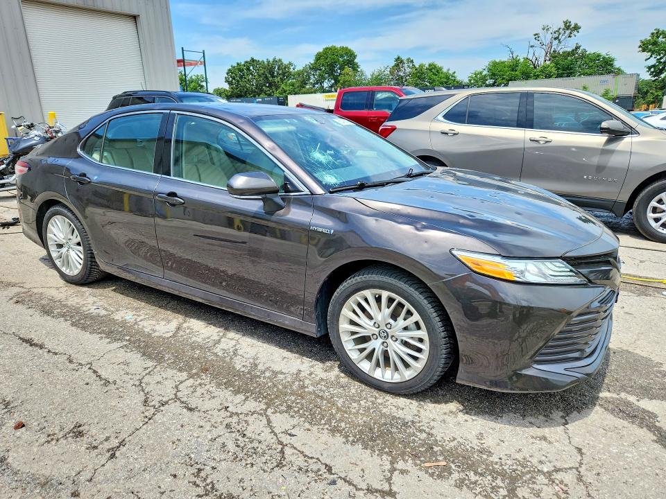 2019 Toyota Camry solara VIN 4T1B21HK7KU520475 COPART salvage auction — HAIL, MO - SALVAGE CERTIFICATE OF TITLE, sold $9,200 on 2026-07-06 (photo 4)