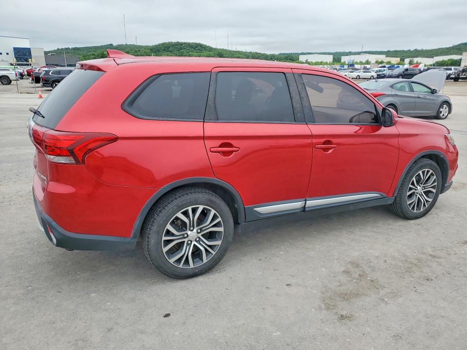 2018 Mitsubishi Outlander VIN JA4AZ3A33JZ037216 COPART salvage auction — HAIL, Ok - Cert Of Title-Salvage, sold $3,200 on 2026-07-08 (photo 3)