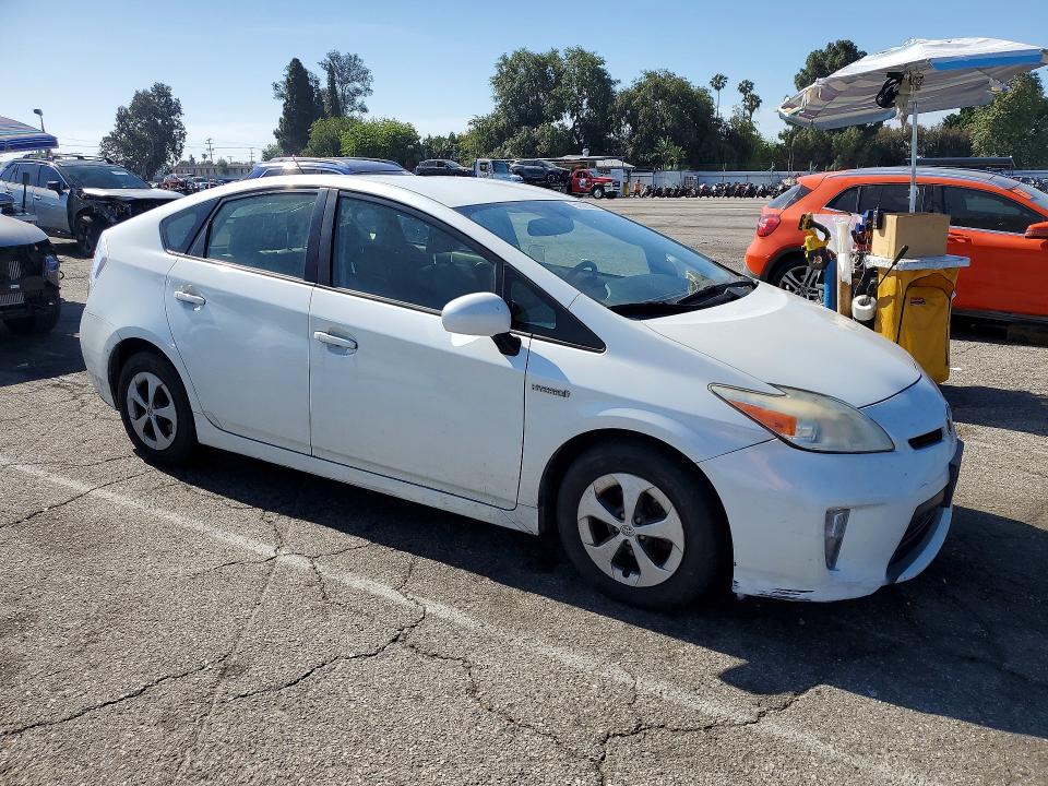 2014 Toyota Prius VIN JTDKN3DU2E1783042 COPART salvage auction — REAR END, CA - SALVAGE CERTIFICATE, sold $2,100 on 2026-07-21 (photo 4)