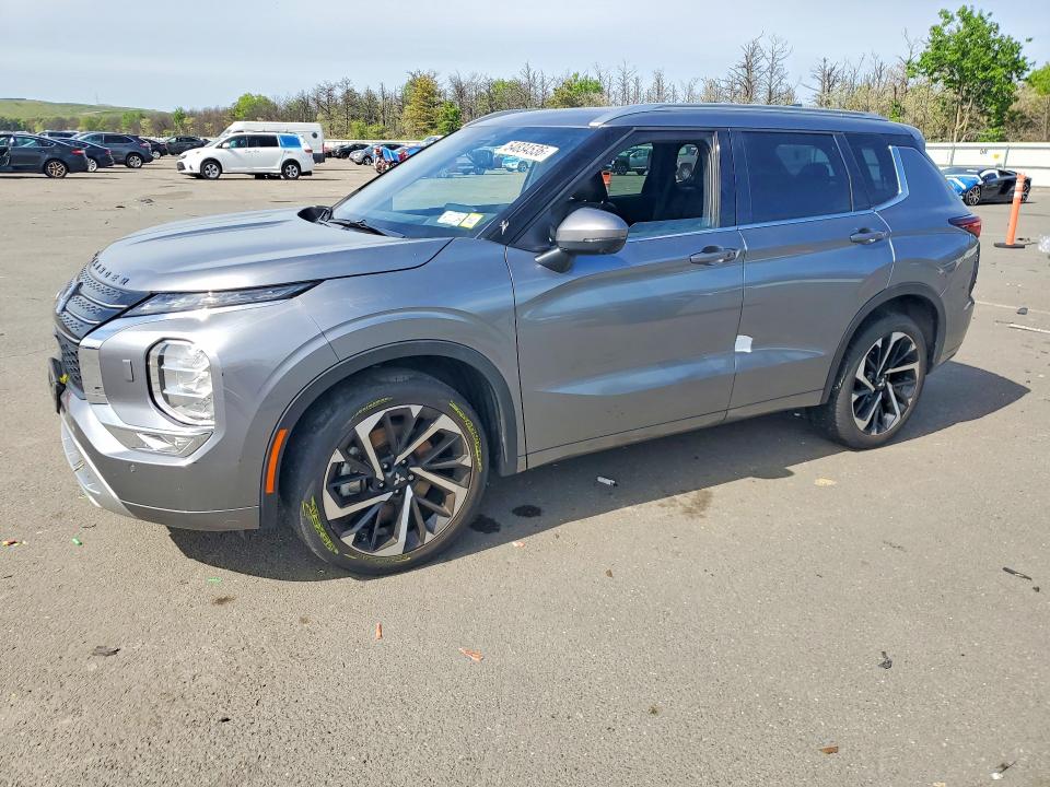 2022 Mitsubishi Outlander VIN JA4J4VA8XNZ083931 COPART salvage auction — WATER/FLOOD, Ny - Mv907A-Flood Salvage, sold $10,800 on 2026-07-20 (photo 1)