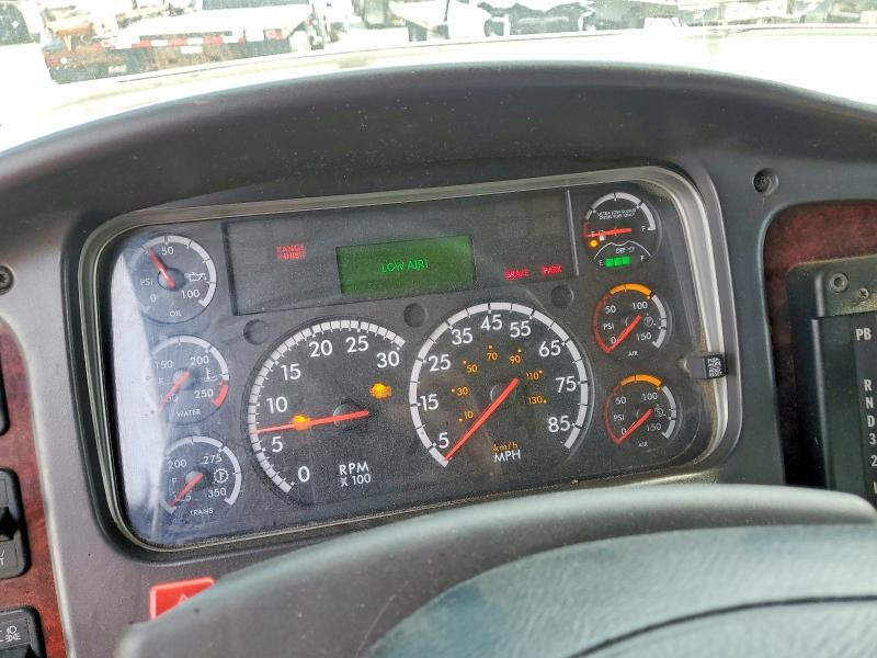 2016 Freightliner M2 106 VIN 1FVACWDT1GHHM1800 COPART salvage auction — FRONT END, MO - SALVAGE CERTIFICATE OF TITLE, sold $17,300 on 2026-08-20 (photo 9)