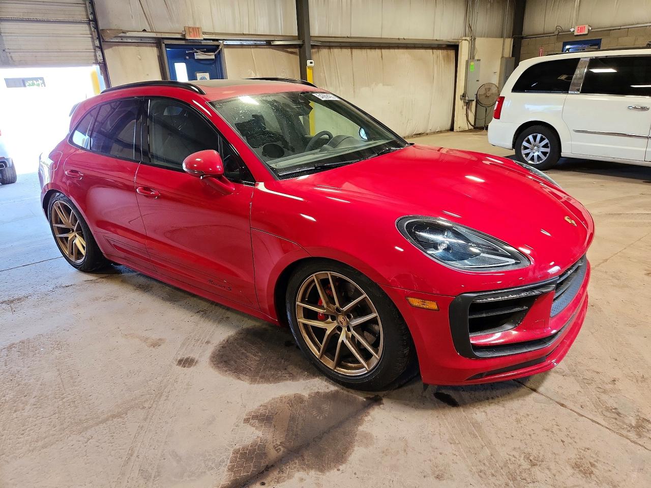 2025 Porsche Macan VIN WP1AG2A51SLB42234 COPART salvage auction — Side, PA - CERTIFICATE OF SALVAGE, sold $31,500 on 2026-07-01 (photo 4)