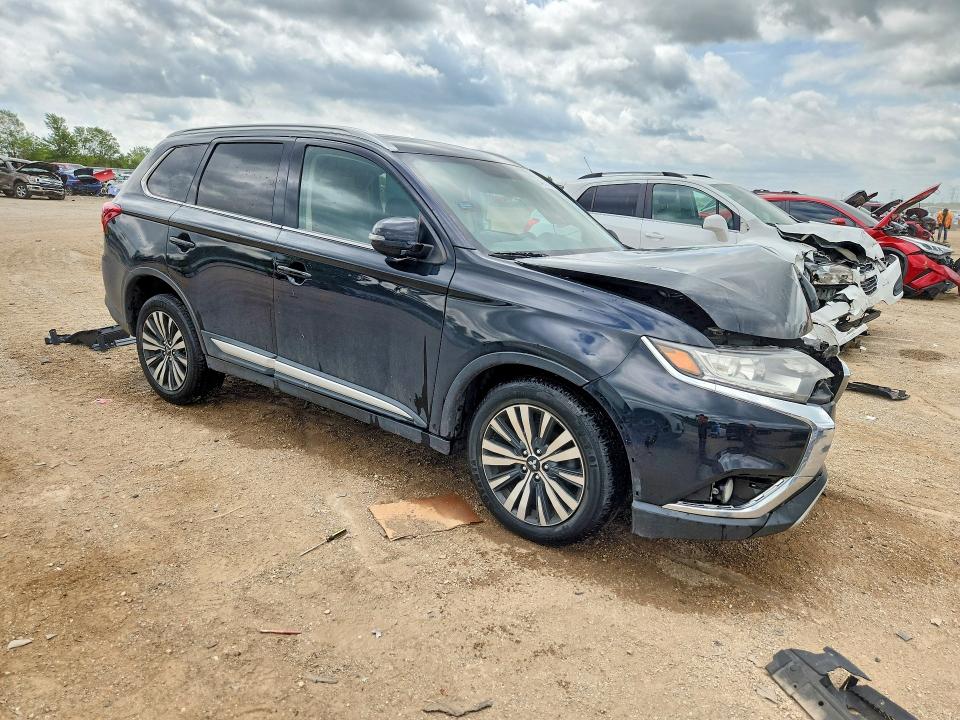 2019 Mitsubishi VIN JA4AZ3A31KZ036776 COPART salvage auction — SIDE, Il - Salvage Certificate, sold $2,200 on 2026-07-30 (photo 4)