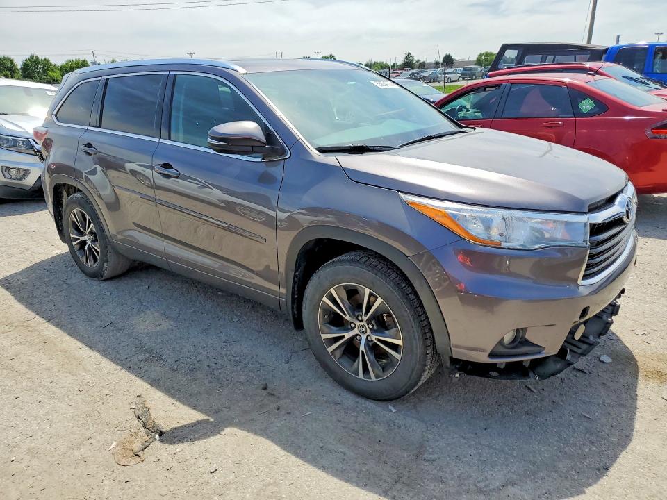 2016 Toyota Highlander VIN 5TDJKRFH0GS243749 COPART salvage auction — WATER/FLOOD, In - Cert Of Title-Salvage Flood, sold $4,250 on 2026-07-14 (photo 4)