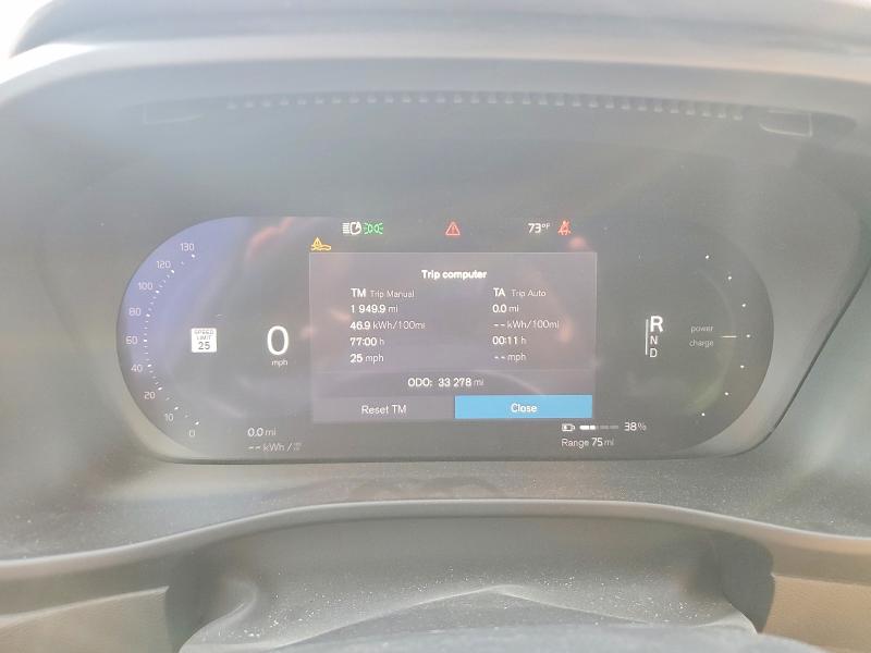 2022 Volvo C40 VIN YV4ED3GB1N2004408 COPART salvage auction — HAIL, Ia - Cert Of Title-Salvage Title, sold $14,800 on 2026-07-08 (photo 9)