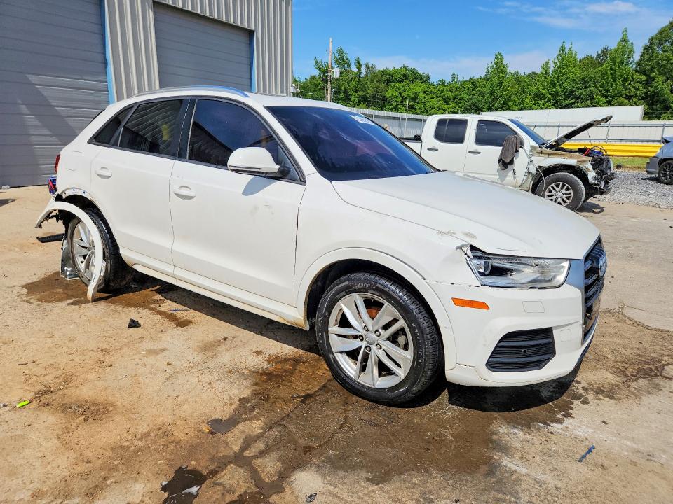 2017 Audi Q3 VIN WA1BCCFS6HR010883 COPART salvage auction — SIDE, Tn - Certificate Of Title, sold $3,300 on 2026-07-09 (photo 4)