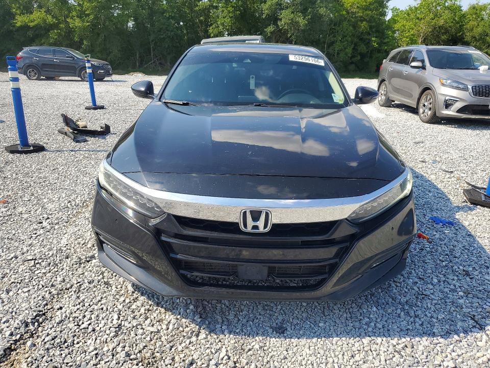 2018 Honda Accord VIN 1HGCV1F90JA157924 COPART salvage auction — REAR END, Id - Salvage Certificate Of Title, sold $4,600 on 2026-07-27 (photo 5)