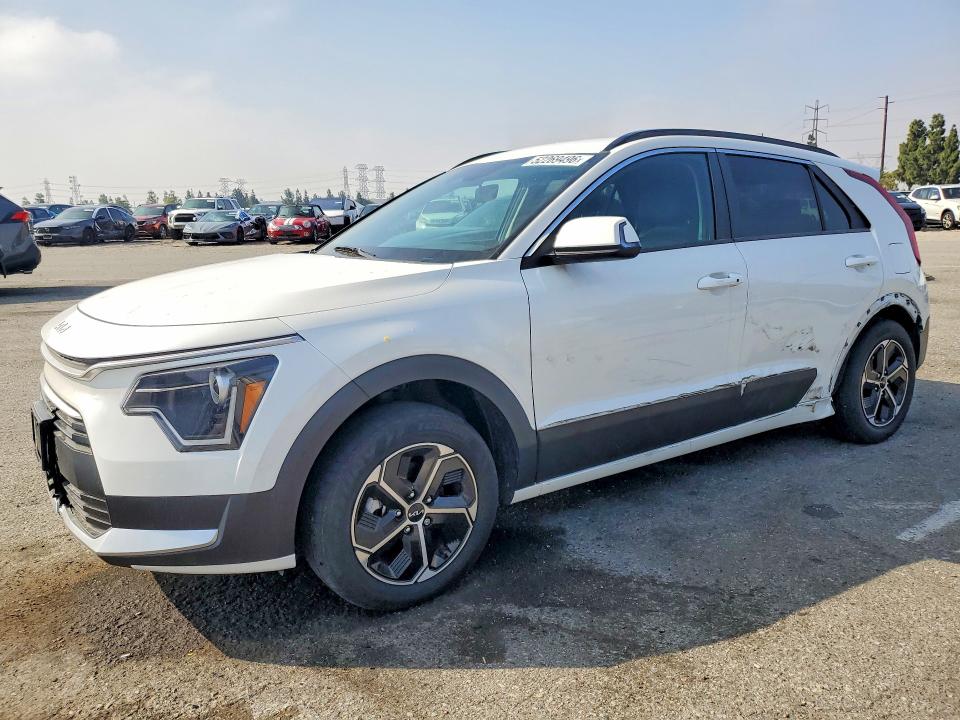 2024 Kia VIN KNDCR3LE3R5143584 COPART salvage auction — SIDE, Ca - Salvage Certificate, sold $9,800 on 2026-07-30 (photo 1)