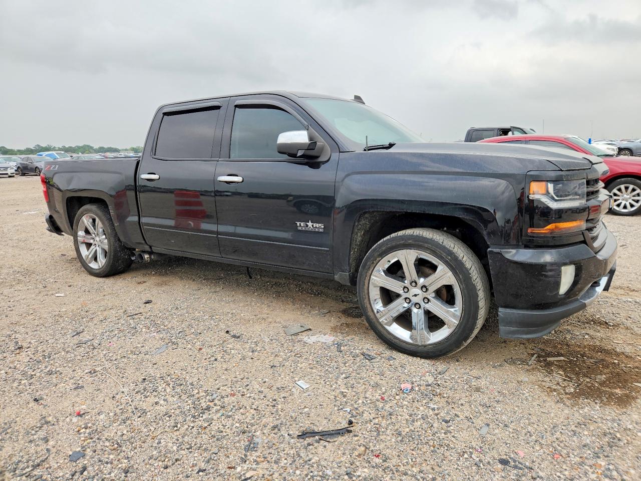 2018 Chevrolet Silverado VIN 3GCUKREC7JG541014 COPART salvage auction — Rear End, TX - SALVAGE VEHICLE TITLE, sold $8,000 on 2026-07-09 (photo 4)