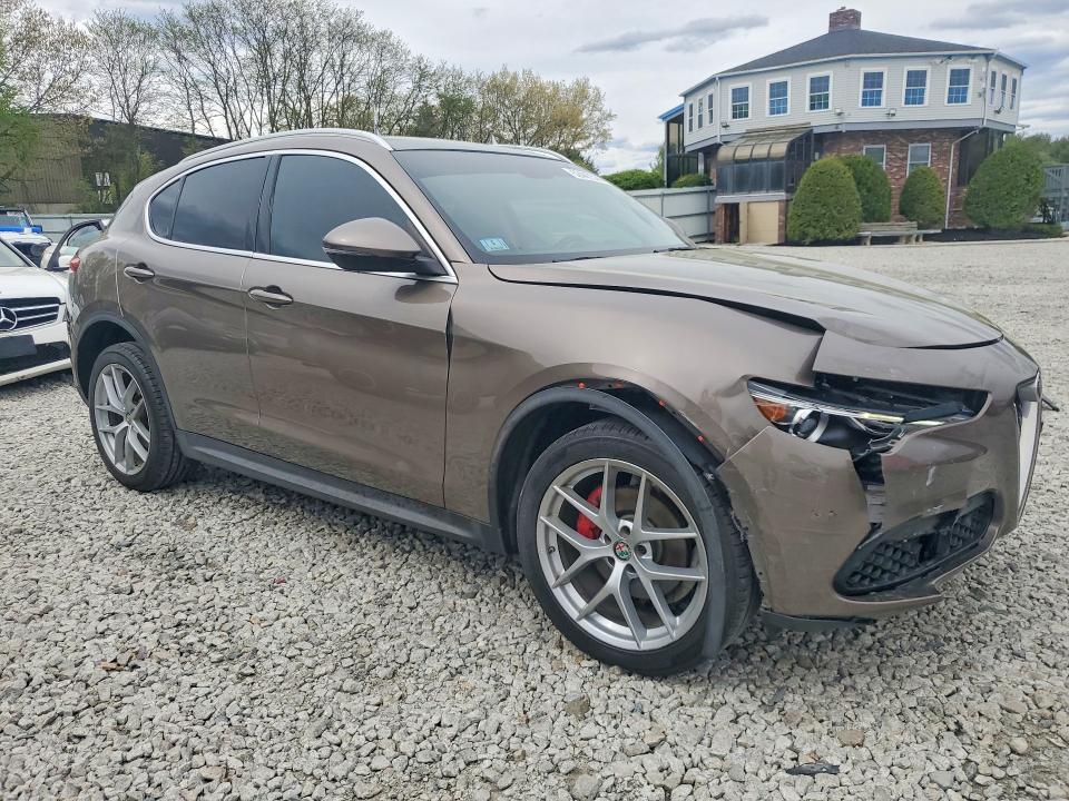 2019 Alfa romeo Stelvio VIN ZASPAKBN7K7C34217 COPART salvage auction — FRONT END, Ma - Cert Of Title-Salvage, sold $2,900 on 2026-07-06 (photo 4)