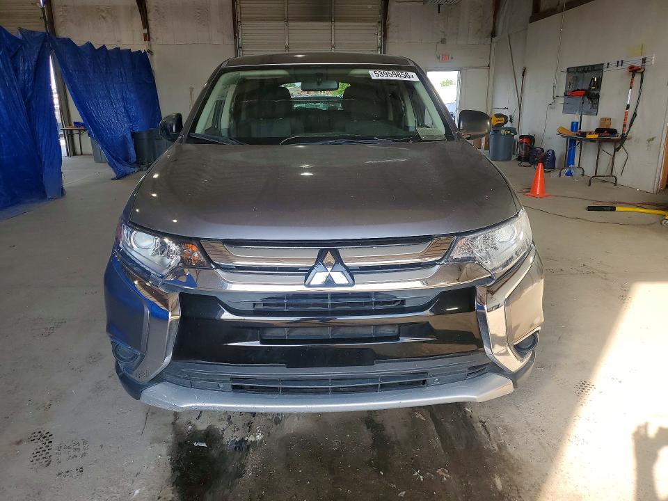 2018 Mitsubishi VIN JA4AD2A31JJ002794 COPART salvage auction — MINOR DENT/SCRATCHES, Tn - Certificate Of Title, sold $3,800 on 2026-07-08 (photo 5)