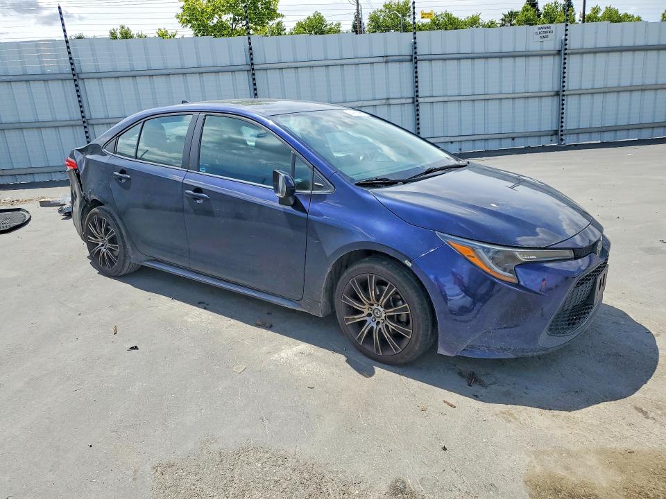 2022 Toyota Corolla VIN 5YFEPMAE6NP323761 COPART salvage auction — SIDE, CA - SALVAGE CERTIFICATE, sold $4,100 on 2026-07-02 (photo 4)