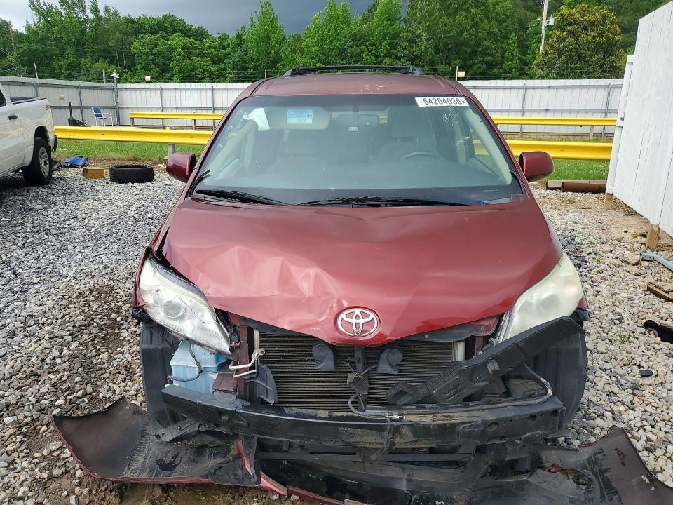 2016 Toyota Sienna VIN 5TDKK3DC0GS709060 COPART salvage auction — FRONT END, Tn - Salvage Certificate, sold $1,250 on 2026-07-28 (photo 5)