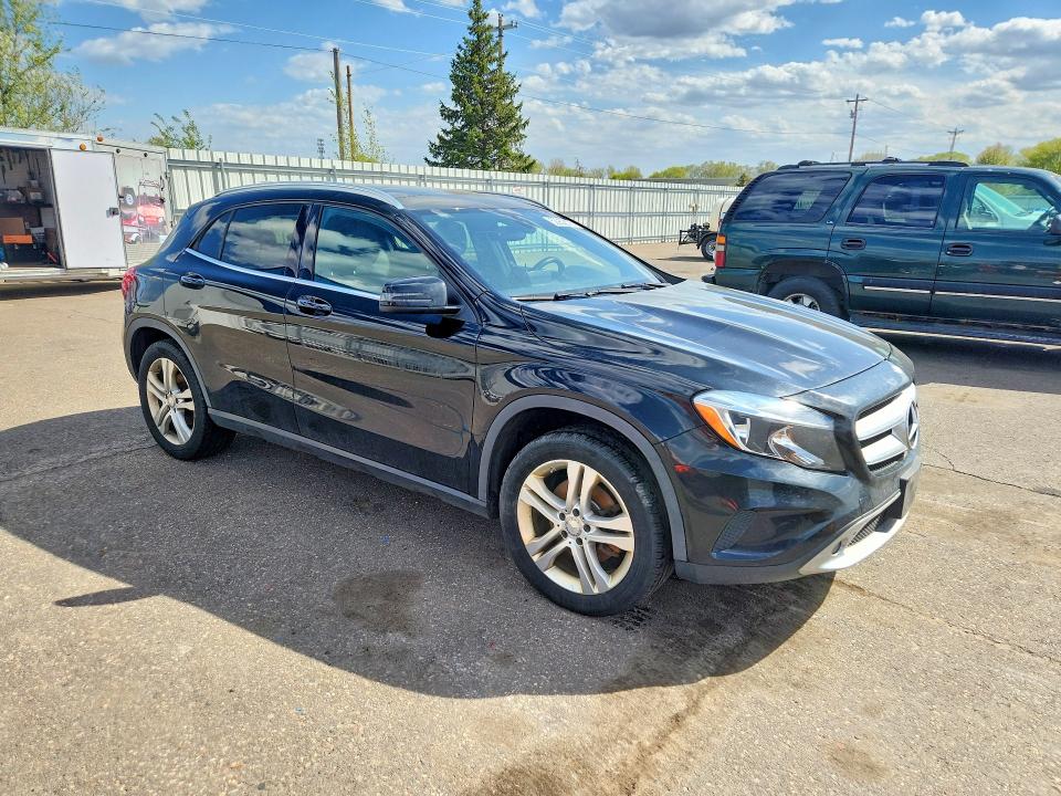 2016 Mercedes-benz Gla-klasse VIN WDCTG4GB3GJ198126 COPART salvage auction — MINOR DENT/SCRATCHES, Mn - Certificate Of Title, sold $1,550 on 2026-07-23 (photo 4)