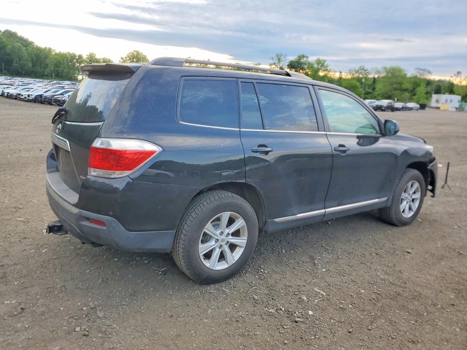 2011 Toyota Highlander VIN 5TDBK3EH7BS057931 COPART salvage auction — FRONT END, NY - MV-907A SALVAGE CERTIFICATE, sold $1,300 on 2026-07-14 (photo 3)