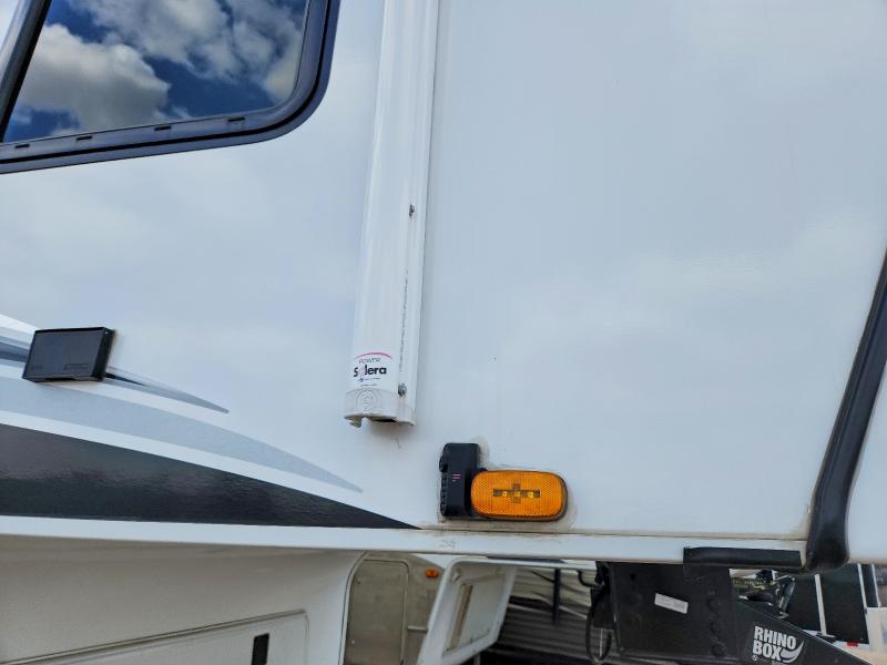 2022 Jayco Eagle VIN 1UJCJ0BT0N1WK0530 COPART salvage auction — MINOR DENT/SCRATCHES, NE - CERT OF TITLE-SALVAGE, sold $1,100 on 2026-07-09 (photo 8)