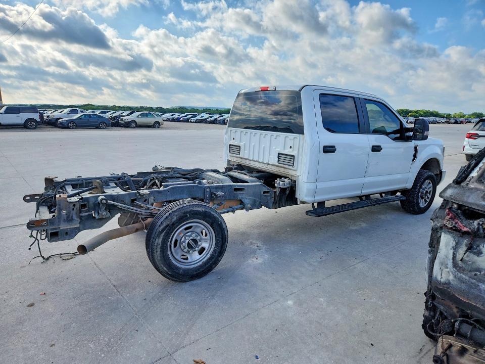 2019 Ford F250 VIN 1FD7W2B66KED44136 COPART salvage auction — REAR END, Tx - Salvage Vehicle Title, sold $5,700 on 2026-07-02 (photo 3)