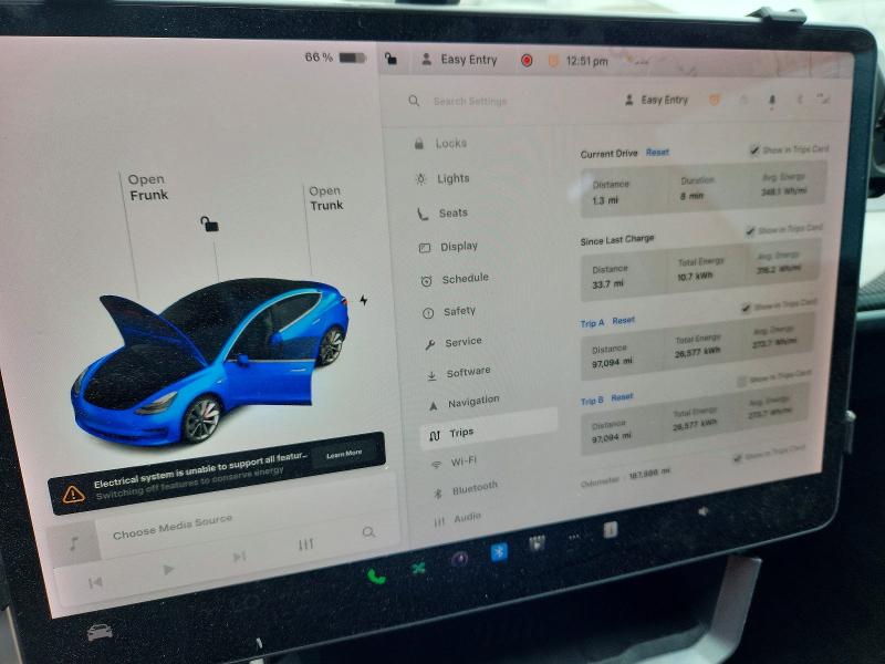 2019 Tesla VIN 5YJ3E1EB0KF487266 COPART salvage auction — FRONT END, Tx - Salvage Vehicle Title, sold $2,800 on 2026-07-23 (photo 9)