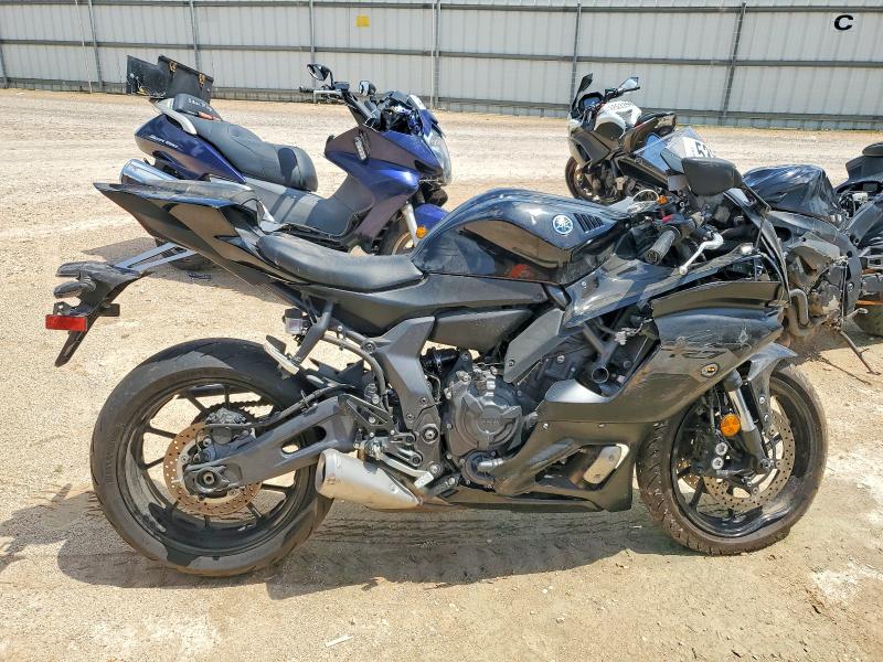 2025 Yamaha VIN JYARM38E5SA018743 COPART salvage auction — SIDE, Tx - Salvage Vehicle Title, sold $3,500 on 2026-07-09 (photo 1)