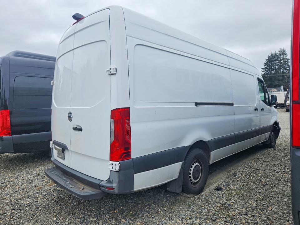 2021 Freightliner Sprinter 2500 VIN W2W4DCHY6MT050267 COPART salvage auction — FRONT END, WA - BILL OF SALE, sold $10,700 on 2026-07-22 (photo 3)