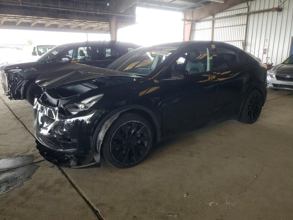 2021 Tesla Model y VIN 5YJYGAEE8MF138482 COPART salvage auction — FRONT END, CA - SALVAGE CERTIFICATE, sold $6,200 on 2026-07-13 (photo 1)